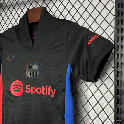 24/25 BARCELONA VISITA KIT PARA NIÑO