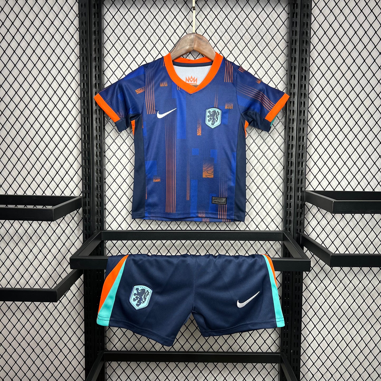 2024 HOLANDA VISITA KID KIT VERSION