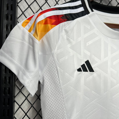 2024 Alemania Home Woman Version