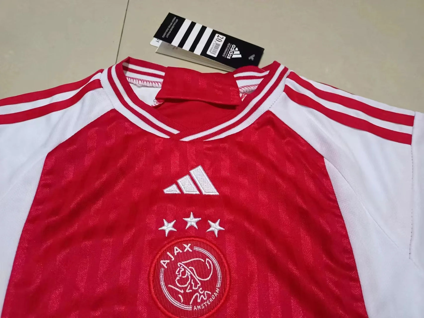 23/24 Ajax Kid Kits