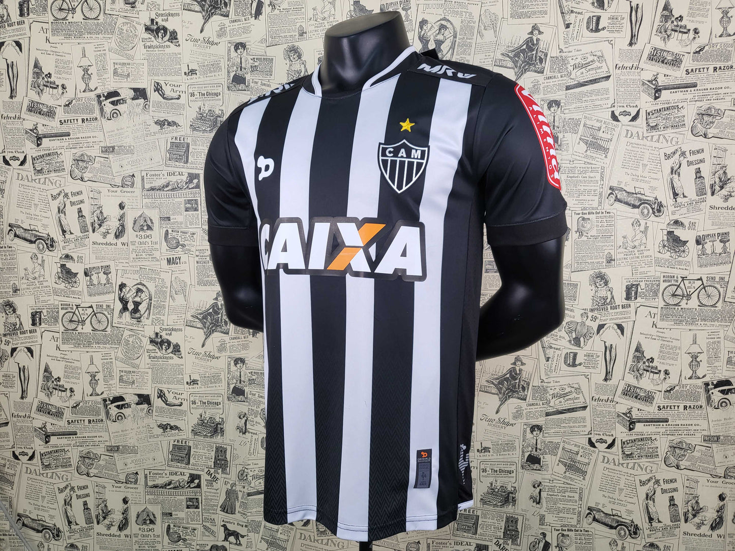 Retro Atlético Mineiro 16-17 Home Soccer