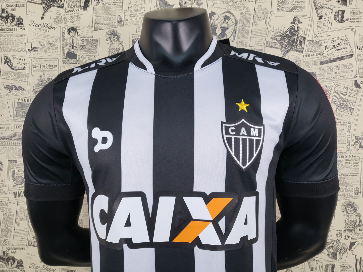 Retro Atlético Mineiro 16-17 Home Soccer