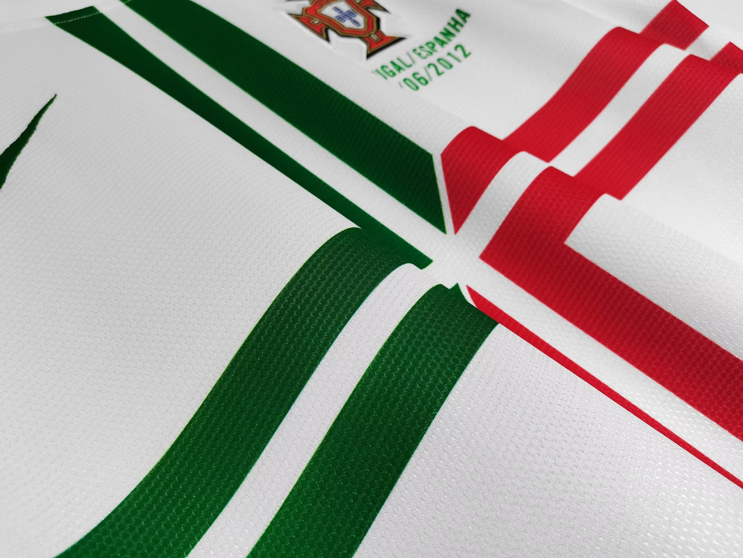 Retro Long 2012/13 Portugal Away