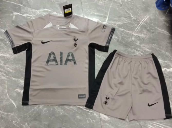 Tottenham 23-24 Kid Kits