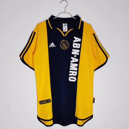 2000/01 Ajax Away