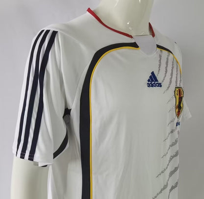 Retro Japón 06 White Away