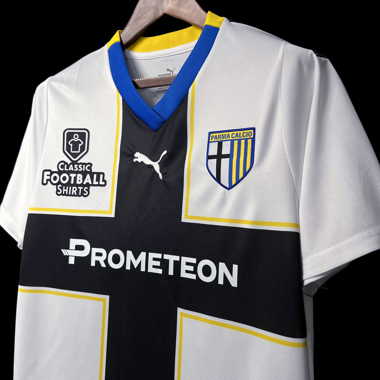 23/24 Parma Fan Version