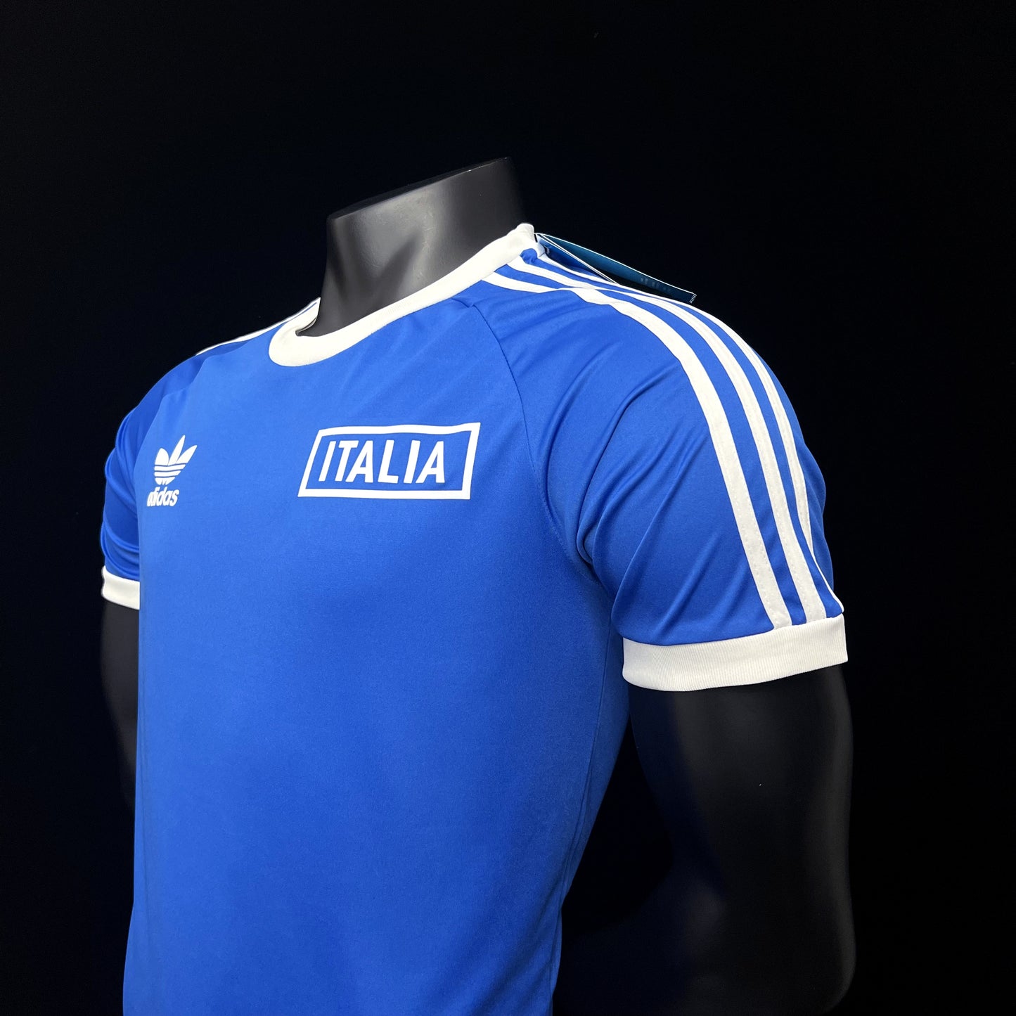 23/24 Italia Retro Blue Edition Player Version