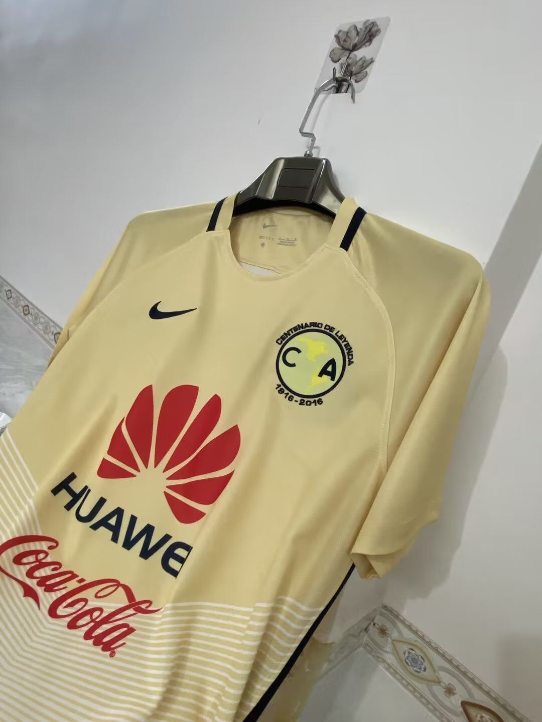 Retro 16-17 Club América Home