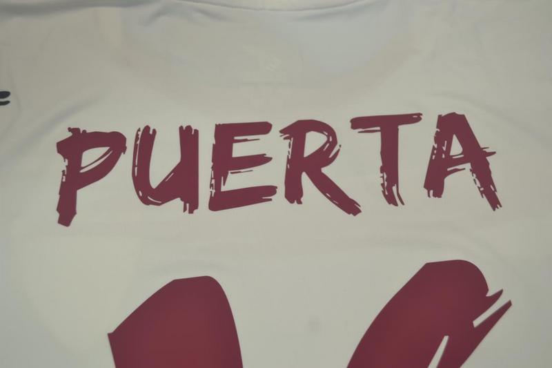 Sevilla 06-07 Home