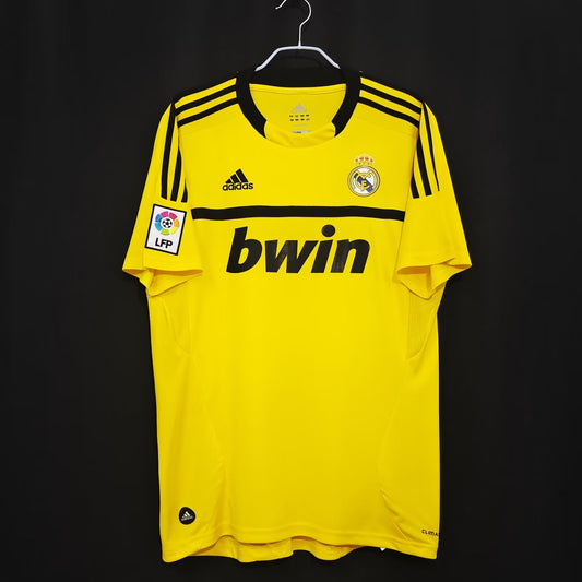 Goalkeeper 2011/12 Real Madrid Yellow